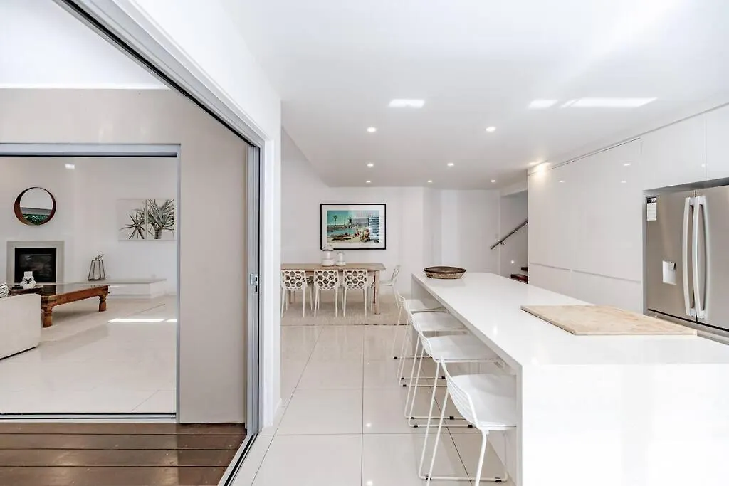 Sleek & Stylish Family Beach House ~ Near Junction Noosa 0*,  Australia